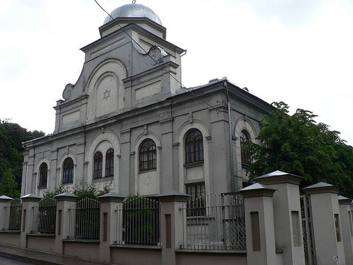File:Lithuania Kaunas Synagogue.jpg