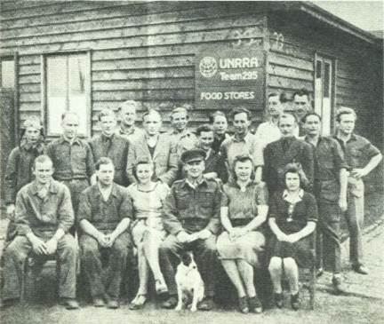 Description: http://www.albionmich.com/history/histor_notebook/images_S/employees.jpg